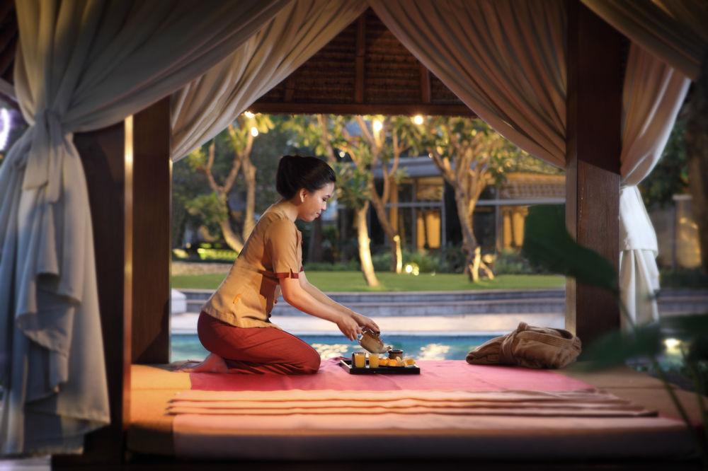 The Ritz-carlton Jakarta, Mega Kuningan Jakarta