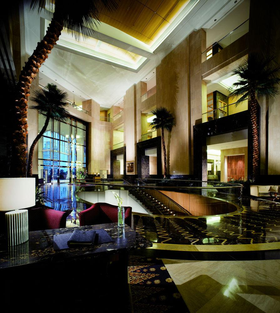 The Ritz-carlton Jakarta, Mega Kuningan Hotel 5*