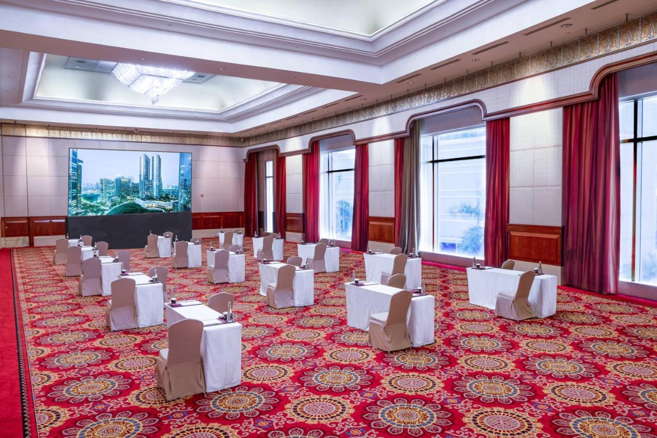 The Ritz-carlton Jakarta, Mega Kuningan Jakarta