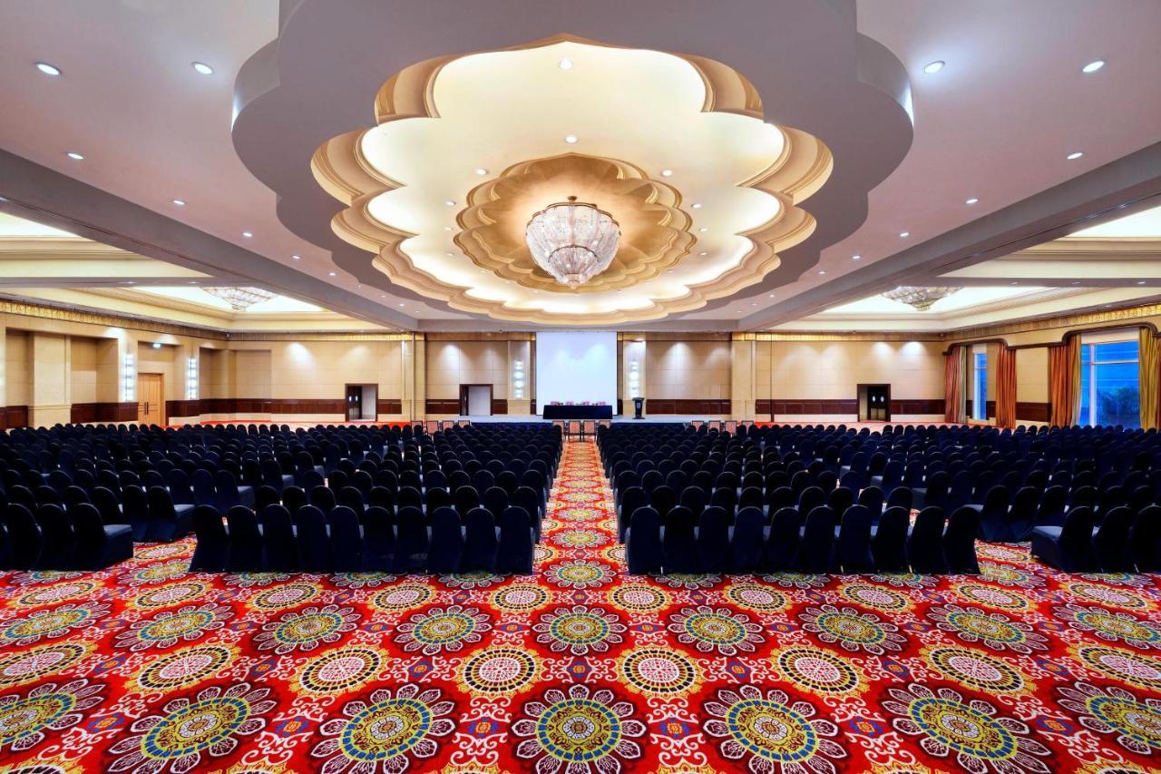 The Ritz-carlton Jakarta, Mega Kuningan Hotel