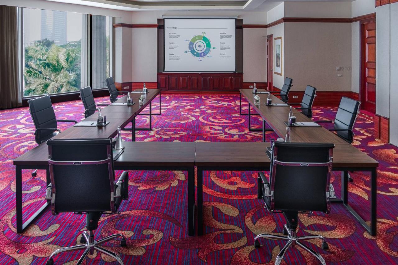 The Ritz-carlton Jakarta, Mega Kuningan Jakarta