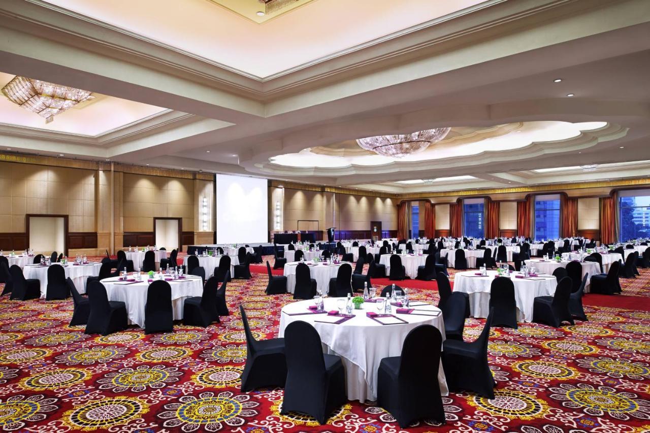 The Ritz-carlton Jakarta, Mega Kuningan 5* Jakarta