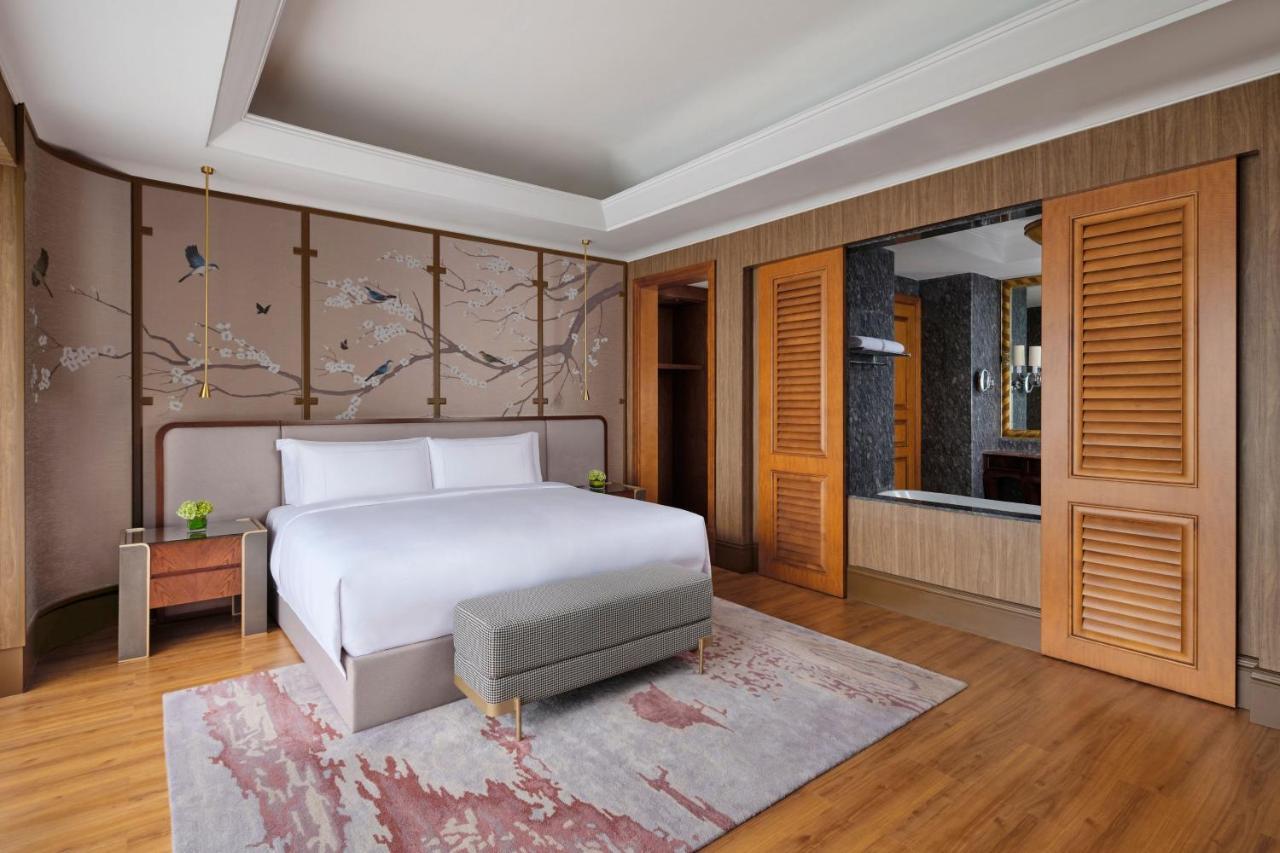 The Ritz-carlton Jakarta, Mega Kuningan 5* Jakarta