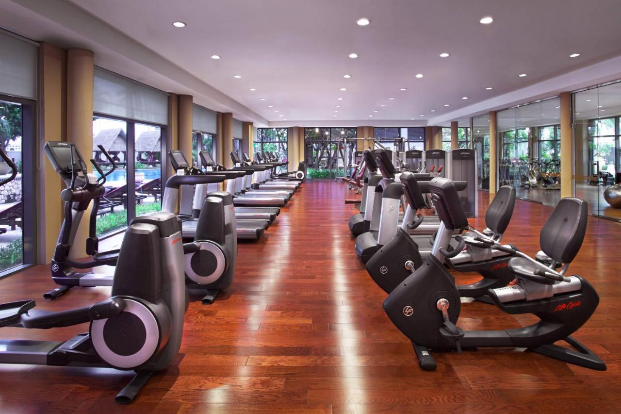 The Ritz-carlton Jakarta, Mega Kuningan Hotel 5*