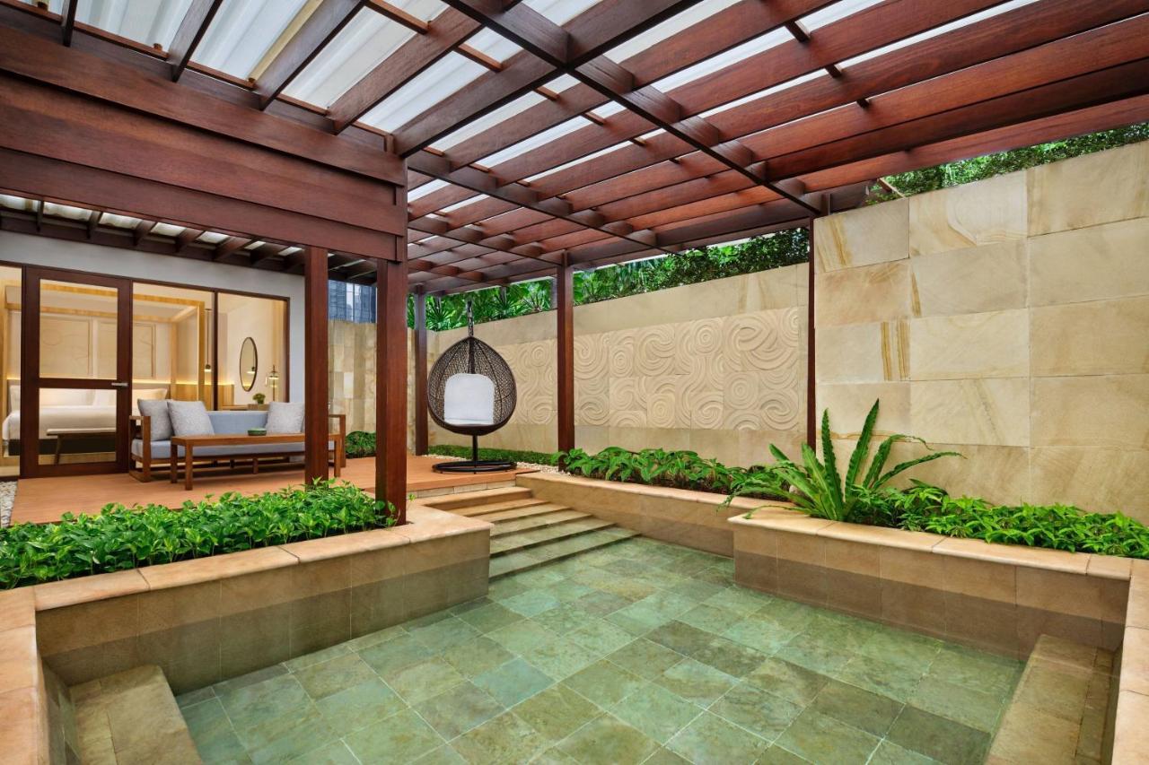 The Ritz-carlton Jakarta, Mega Kuningan Jakarta