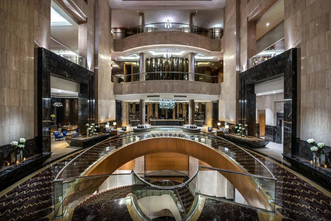 The Ritz-carlton Jakarta, Mega Kuningan Hotel Jakarta