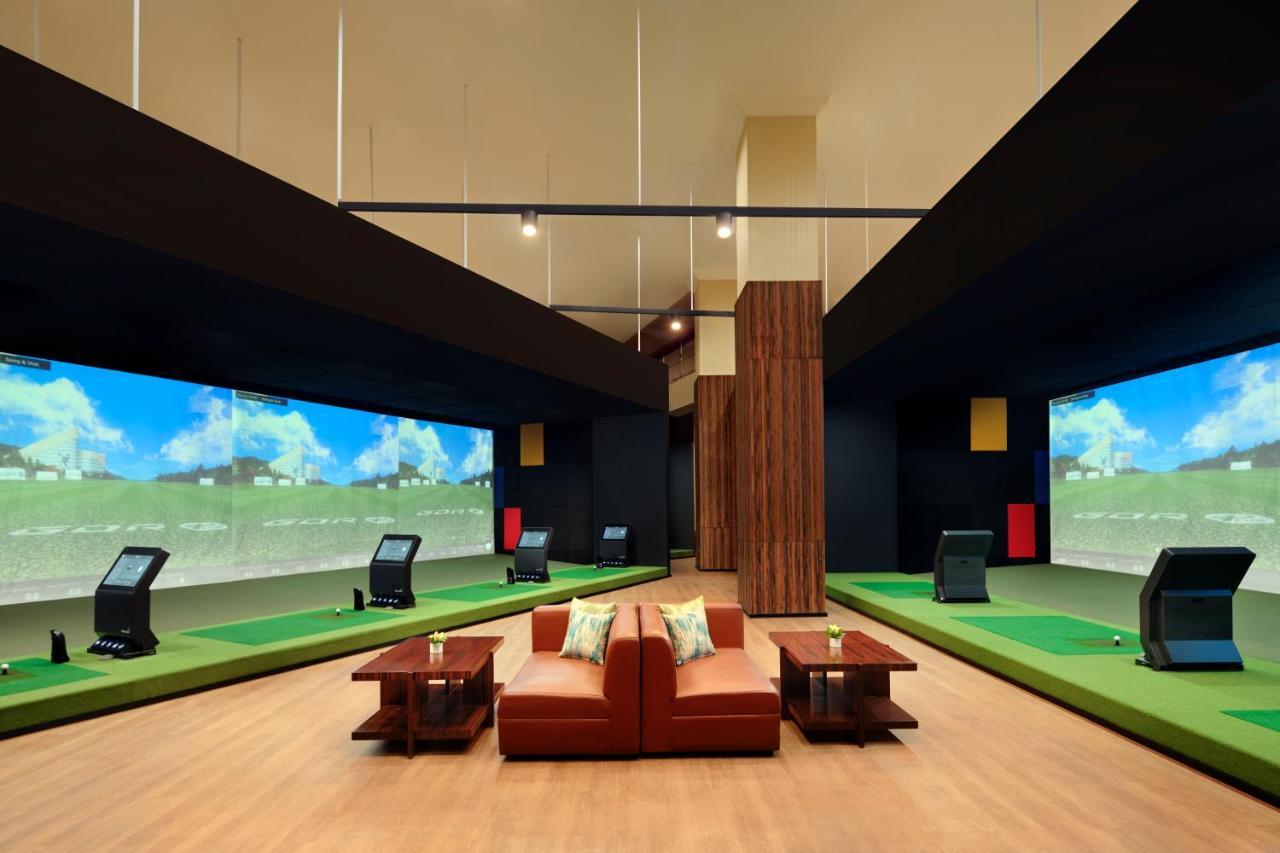 Hotel The Ritz-carlton Jakarta, Mega Kuningan 5*