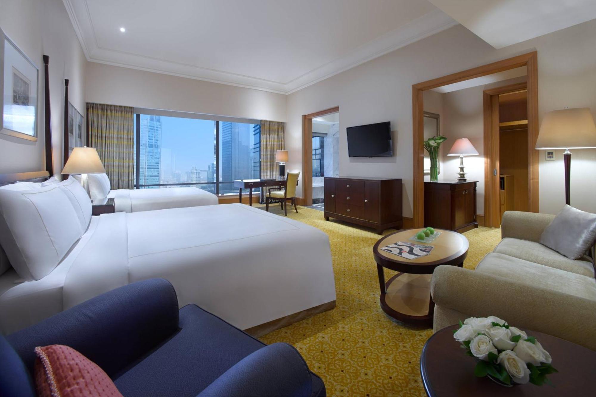 The Ritz-carlton Jakarta, Mega Kuningan Hotel