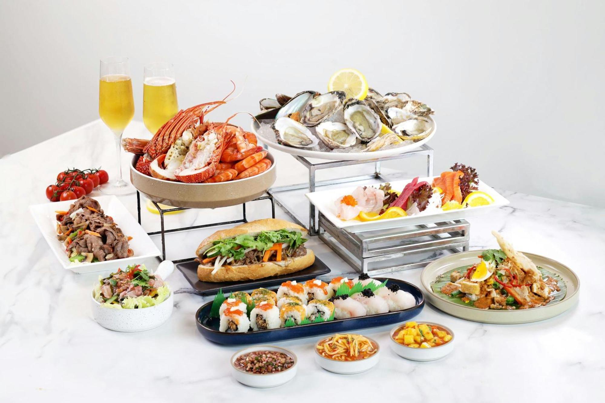 The Ritz-carlton Jakarta, Mega Kuningan Hotel 5*